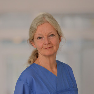 Portrait Susanne Klintworth, Team Aufnahme- und Diagnostikzentrum, Arzthelferin, Amalie Sieveking Krankenhaus, Hamburg-Volksdorf Portrait Susanne Klintworth, Team Aufnahme- und Diagnostikzentrum, Arzthelferin, Amalie Sieveking Krankenhaus, Hamburg-Volksdorf