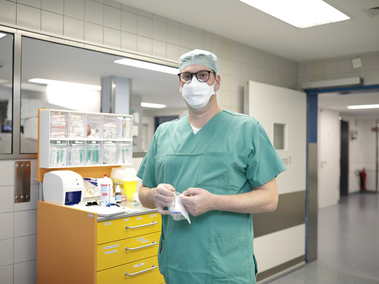 ATA im OP-Bereich - Ausbildung ATA - Amalie Sieveking Krankenhaus Hamburg-Volksdorf ATA im OP-Bereich - Ausbildung ATA - Amalie Sieveking Krankenhaus Hamburg-Volksdorf