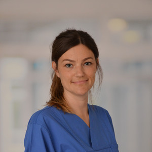 Portrait Stefanie Hoffmann, Team Aufnahme- und Diagnostikzentrum, Amalie Sieveking Krankenhaus, Hamburg-Volksdorf Portrait Stefanie Hoffmann, Team Aufnahme- und Diagnostikzentrum, Amalie Sieveking Krankenhaus, Hamburg-Volksdorf
